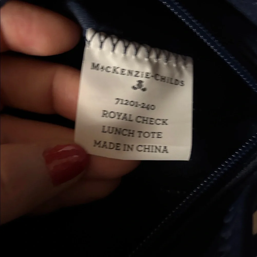 Mackenzie child’s royal check lunch tote - Blue & White - Picture 6 of 7